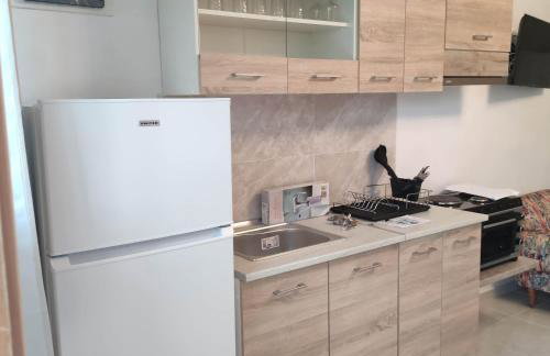 Colors Apartments Pilio - Photo 3