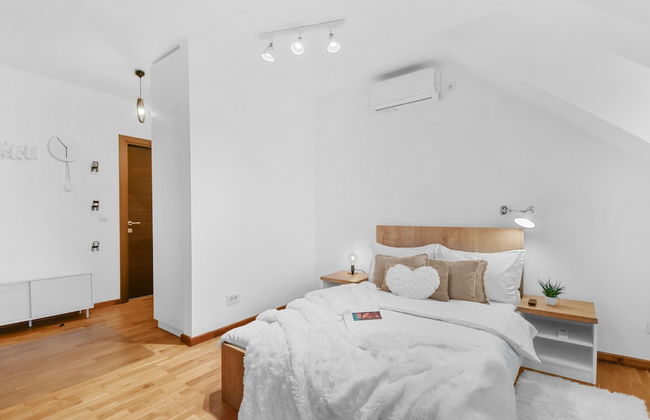 Attic Studio near Carol Park - Foto 4