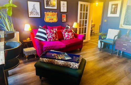 Bay escape beach apartment steps from the sea - Foto 1