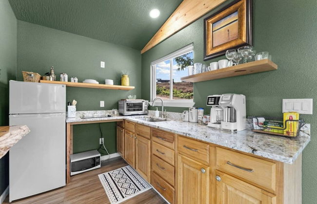 Romantic Lake Haven - Couples' Cabin - Foto 5