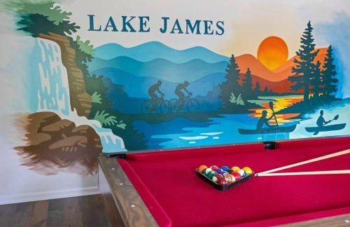 LKJ - Lakefront Home, Hot tub, Fire Pit, Games and Movie Room! - Foto 2