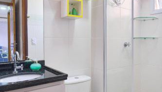 2 Quartos com ar, piscina, sacada Gourmet a 1 km da praia Grande - Foto 5