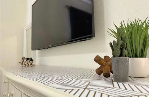 Family Home 20 min Disney 4BR Heated Pool BBQ - Foto 20