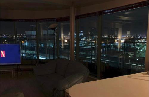 Designer Penthouse with Riverviews - G1 Glasgow City Centre, 3 Bedrooms, 2 Bathrooms, 1 Living room / Kitchen. Full Floor, Wrap Around Terrace, Panoramic Views, Off Central Station / Buchanan Street - Foto 30