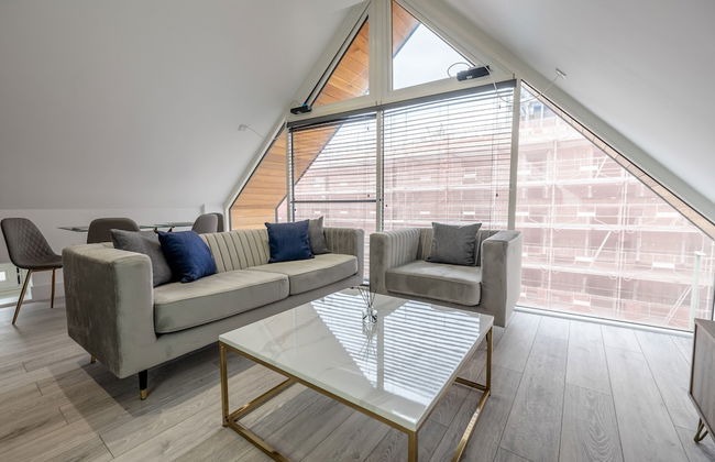 Impeccable 2-bed Apartment in Camberley - Foto 18