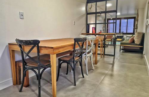 Apartamento Artístico - Garagem - Ar Condicionado - Excelente Localização - Foto 7