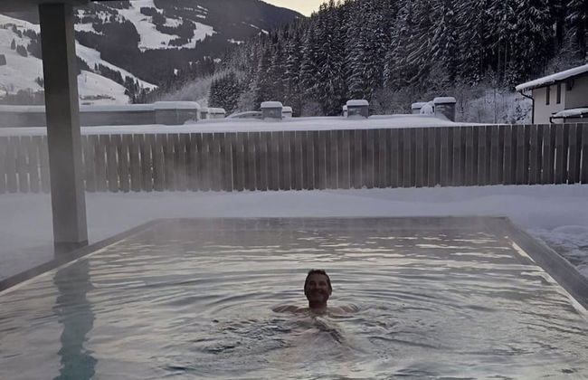 LH Suites Aparthotel - NEW since 2025 - Foto 1