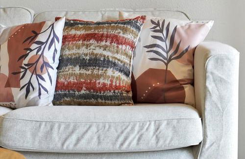 Remodeled Retreat: Tranquil Resort Oasis Near Theme Parks - Foto 10