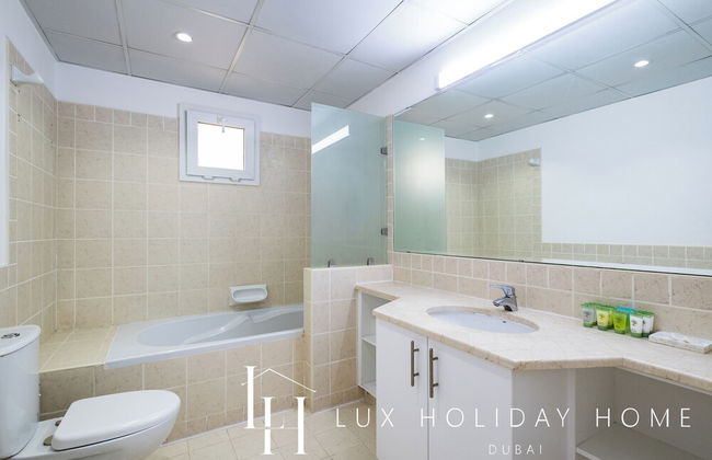 LUX The Meadows 5 Bed Villa - Foto 35