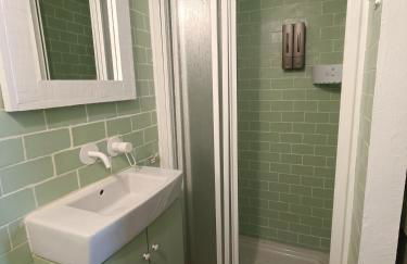 Prieto Picudo - Harbor's Light - Photo 11