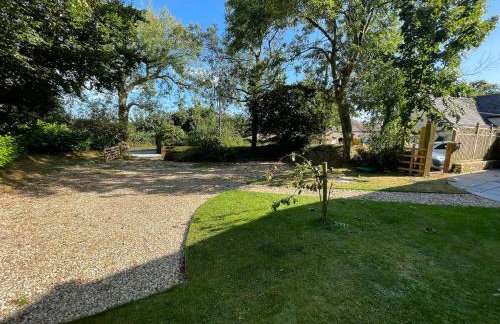 Luxury Three Bedroom Barn Conversion in Devon - Photo 9