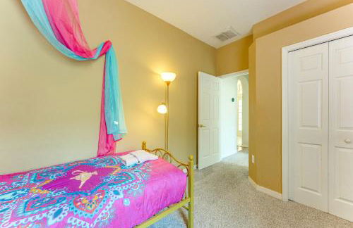 Walk to Tower Lake Family Home in Gated Community - Foto 18