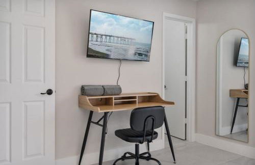 Downtown Home with Basketball, Firepit and Just 20 Miles to Disney - Foto 14