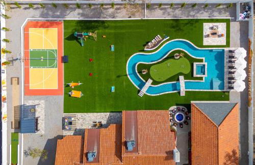 Lazy River Luxe 6 BR Sleeps 16 Pickleball Hot Tub - Foto 6