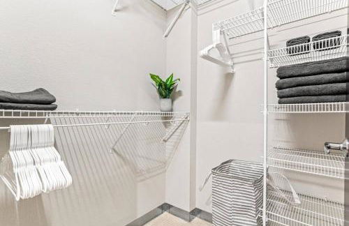 DT 2BD Steps from Target Field+GYM+KTCHN+LNDRY - Foto 27