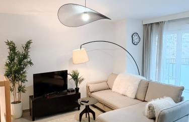 Aya - Renovated air-conditioned duplex with garden - Photo 1