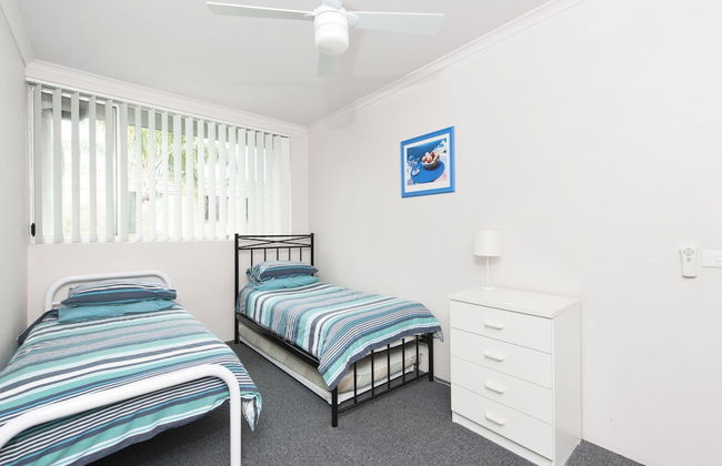 9 Cirrus at Fingal Bay - Photo 4