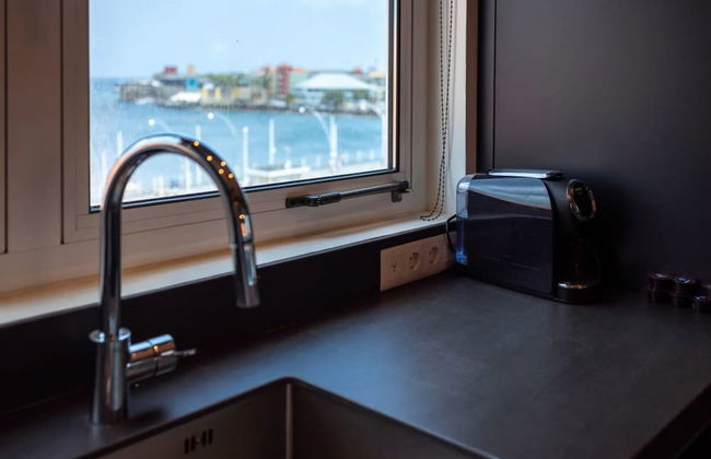 Charming Harbour Home at Historic Handelskade - Photo 18