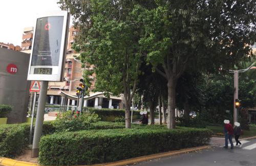 Cosy flat with excellent location in Valencia! - Foto 1