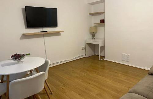 Truehome apartment in South London - Photo 12