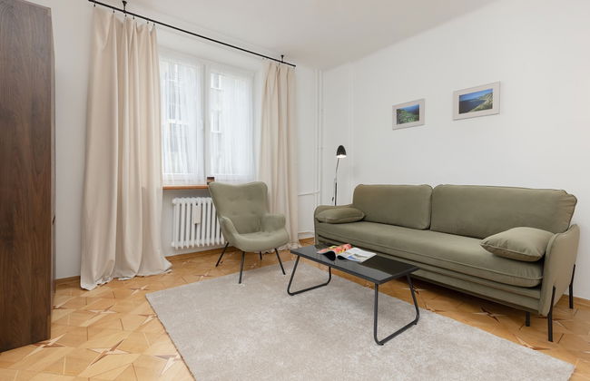 Bałuckiego Apartment Warsaw by Renters - Photo 3