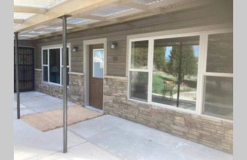 New! Lower Level Ranch Home - 10 mins to Town - Foto 27