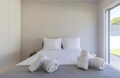 Poolside oasis by Caparica beach - Foto 20