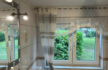 Historisches Ferienhaus mit großem Garten und Terrasse - Foto 18