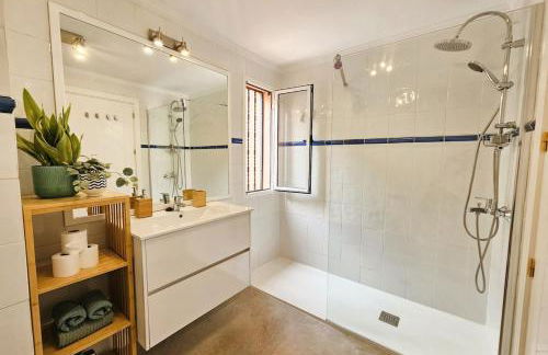 Stylish & cozy home by the beach - Foto 26