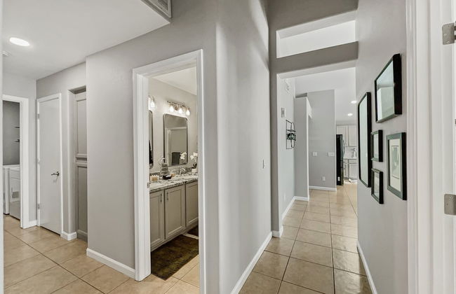 Kimberly Surprise - Photo 34