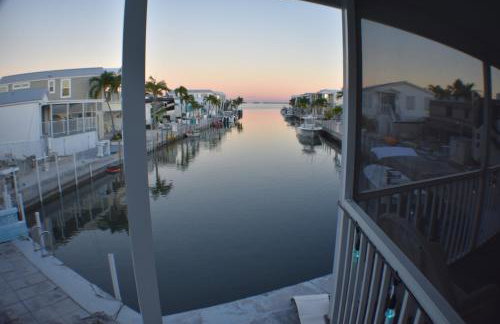 Pelican's Roost, Waterfront comfort at Venture Out - Foto 37