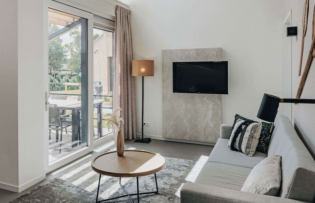 Private Indoor Pool Home in Verviers - Photo 4