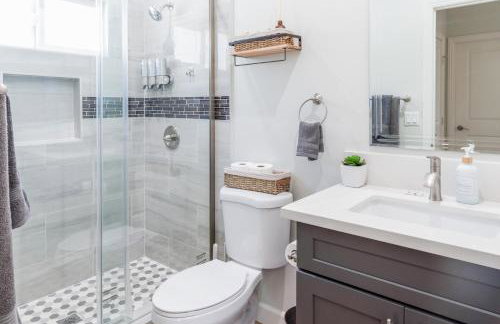 Disneyland Group Villa I Spacious Home for 22 w Game Room, Pool Table & EV Access - Foto 41