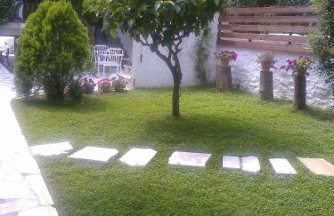 Villa Belmar Self-Catered Apartments - Photo 10