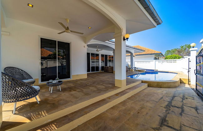 Private 4 Bedroom Pool Villa - NG411 - Photo 28