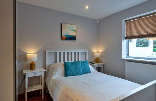 Finest Retreats - Lake View - Photo 20