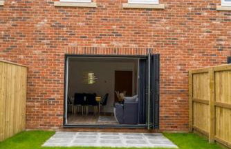 Short Stays, Free Parking, Contractors, Families - Large Home - Foto 10