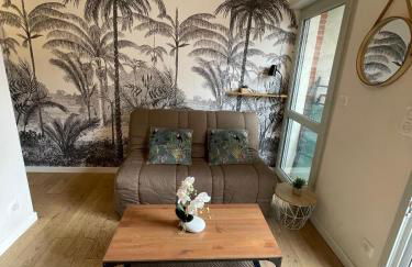 Studio Chic & Balcon - Hypercentre - Gare - Metro - Foto 8