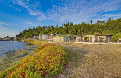 Beach Access, Deck Waterfront Whidbey Island Home - Foto 23