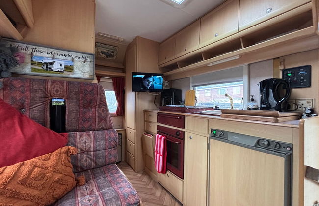 Motorhome in Hinckley- Sleeps 3- Pet Friendly - Foto 6