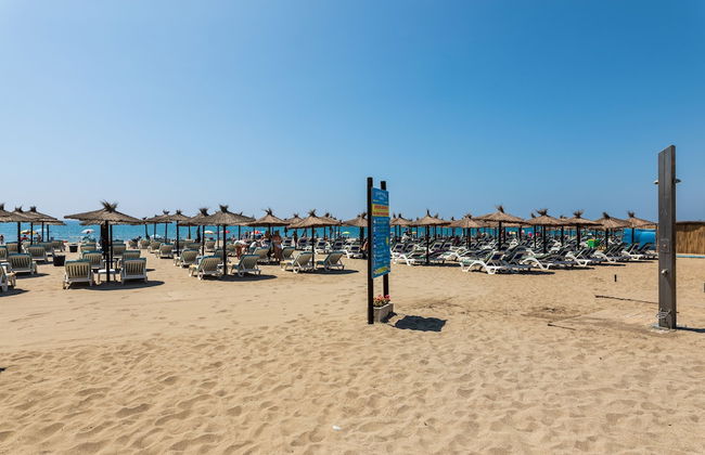 La Playa 1 - Photo 36