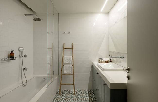 The Y House - Photo 58