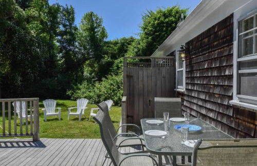 Huge Deck Outdoor Shower Dog Friendly - Photo 22