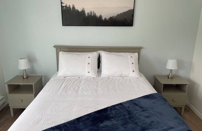 Buoy & Arrow Restaurant and Suites - Photo 6