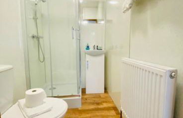 Lilly Cabin with Hot Tub - Foto 6