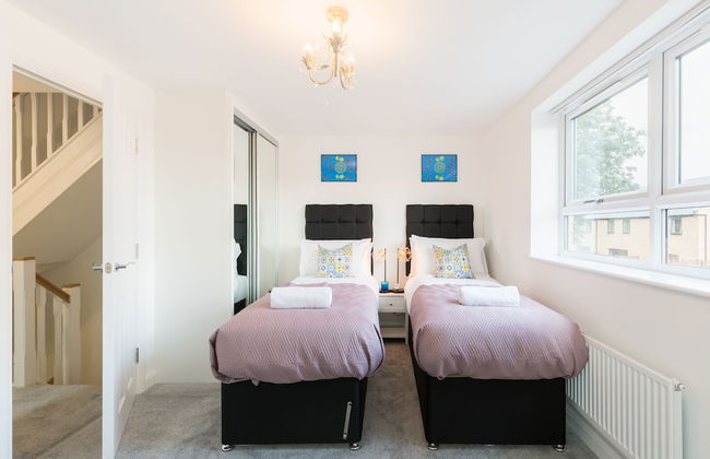 Sherlock Modern Home by Svelte Living - Foto 17