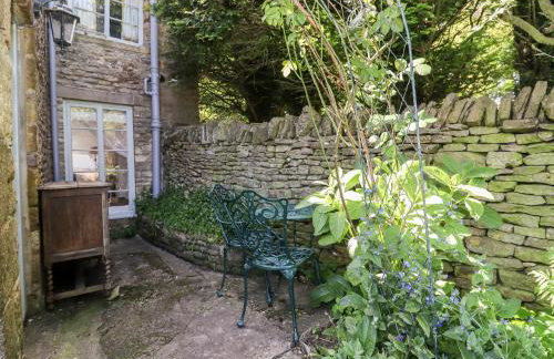 Woodbine Cottage - Photo 33