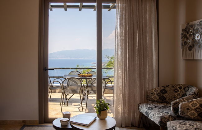 Searocks Exclusive Villas Resort - Photo 57