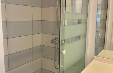 T2 Cosy avec jardin et parking gratuit à Troyes - Foto 15