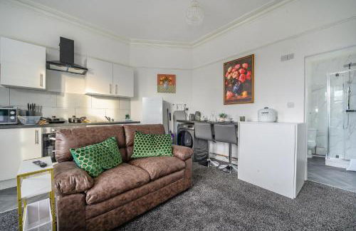 125HS - Spacious & Relaxing Studios - Foto 59